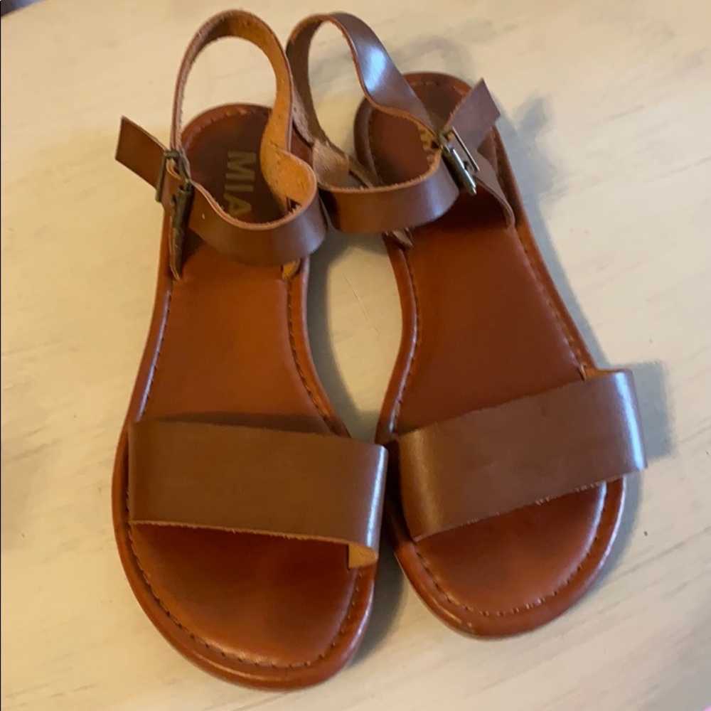 Women's Mia Linley Flat Sandal